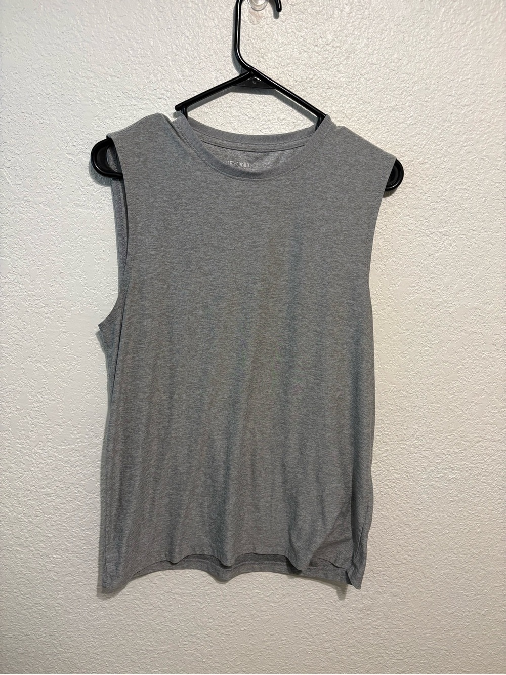 Beyond Yoga Gray Sleeveless Muscle Tank  Spacedye Size Small